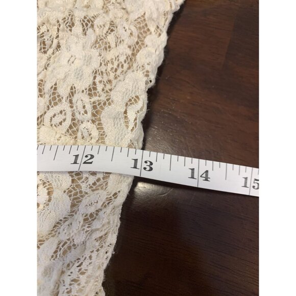 Cabi # 503 Empire Waist Feminine Baby Doll Lace Scoop Neck Top Size M - Picture 6 of 8